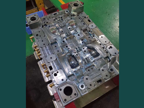Auto Molds