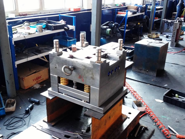 Matters needing attention in plastic mold processing
